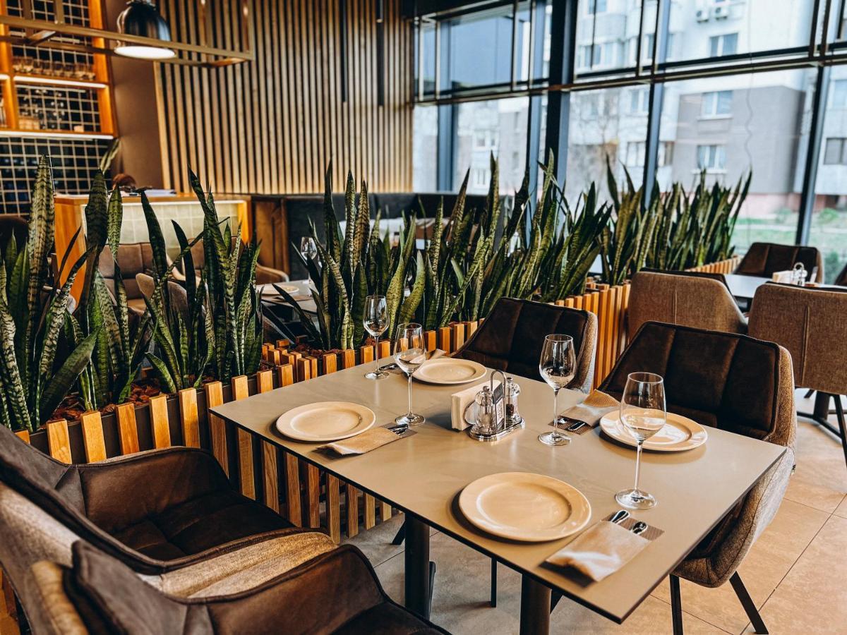Favor Sport Hotel Киев Экстерьер фото