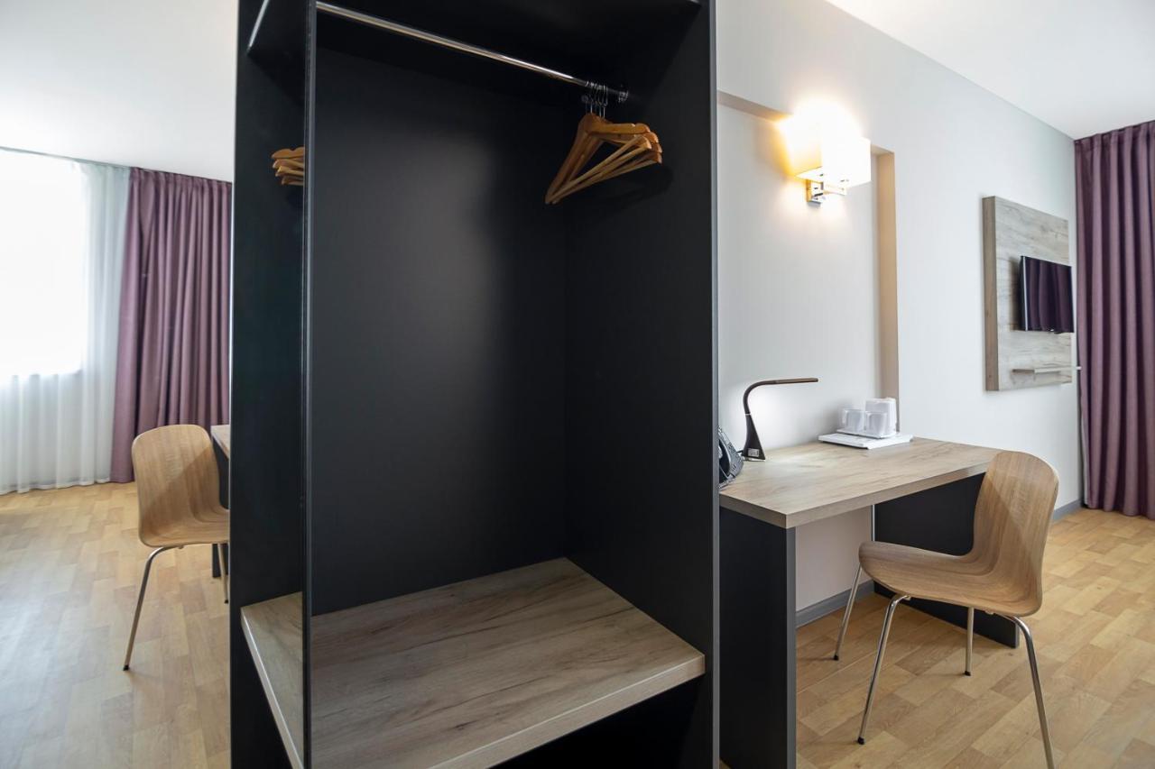 Favor Sport Hotel Киев Экстерьер фото