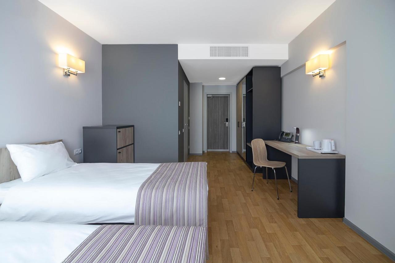 Favor Sport Hotel Киев Экстерьер фото