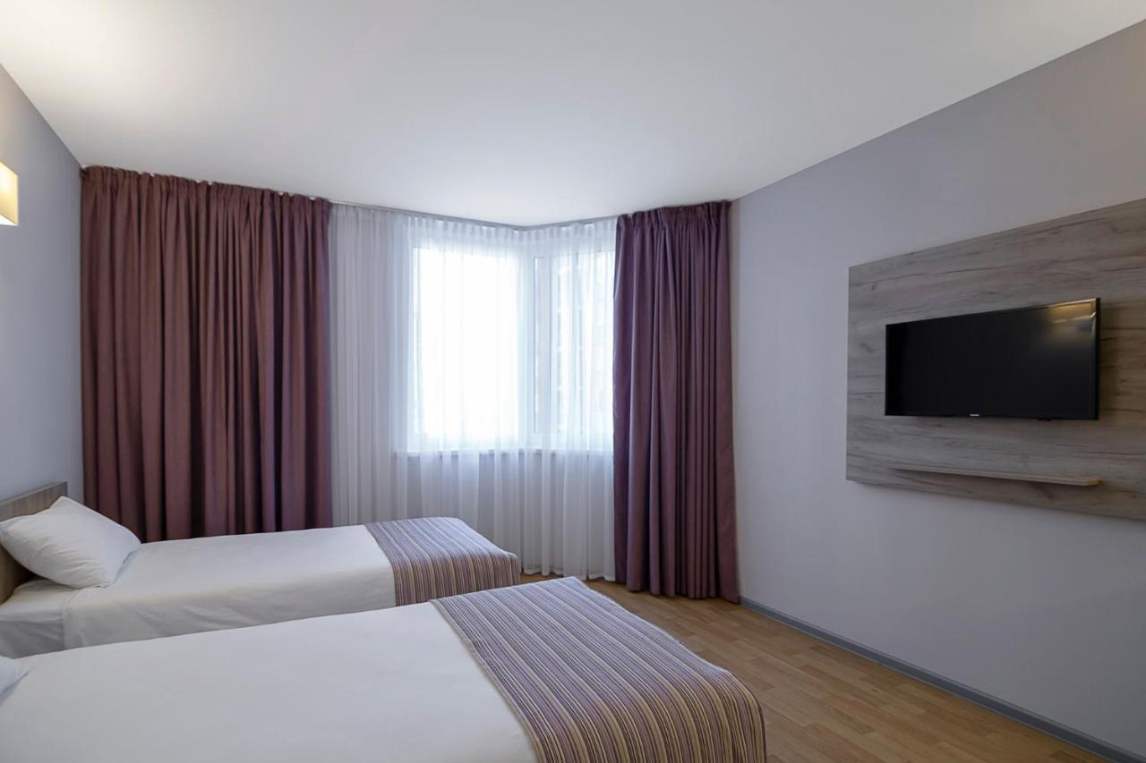 Favor Sport Hotel Киев Экстерьер фото