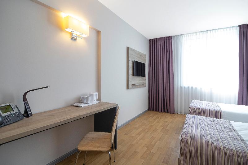 Favor Sport Hotel Киев Экстерьер фото